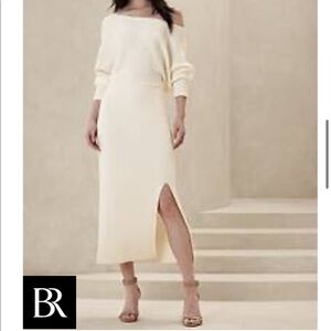 Banana republic size M one shoulder maxi sweater dress color snowcapped